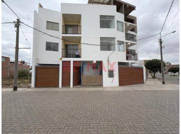 Departamento · 85m² · 3 Dormitorios · Departamento en Venta en Segundo Piso de 85 m² Urb. Casa Blanca Jlo (C. Huaman)