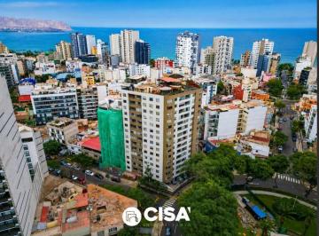 Departamento · 67m² · 2 Dormitorios · 1 Estacionamiento · Alquiler Miraflores |us$850 | Vista Al Mar Semi Amoblado Cochera