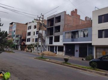 Casa de 1 habitación, Lima · Vendo Casa Como Terreno en Zona D San Juan de Miraflores