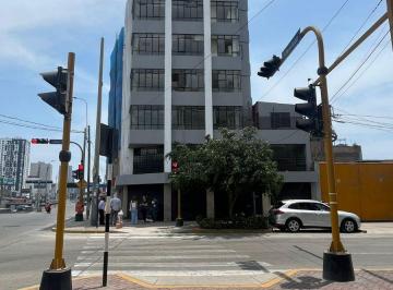 Otros de 9 habitaciones, Lima · Vendo Edificio de Oficinas a uno'S Pasos de La Estacion Mexico del Metropolitano