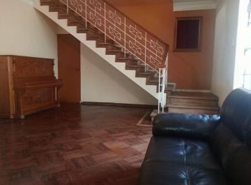 Casa de 3 habitaciones, Lima · Casa Para Remodelación Integral con Excelente Ubicación en San Miguel
