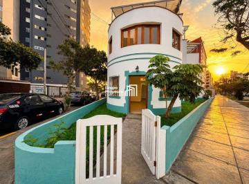 Casa · 400m² · 5 Dormitorios · 1 Estacionamiento · Casa en Alquiler | Miraflores | 3 Niveles | 3300 Usd
