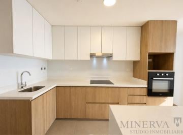 Departamento · 100m² · 3 Dormitorios · 1 Estacionamiento · Departamento en Alquiler de Estreno
