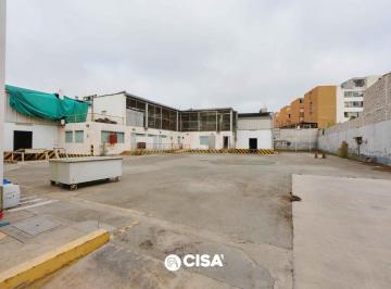 Terreno / Lote · 2797m² · Venta Terreno 2,500 m², Parám Para 8 Pisos | La Campiña – Chorrillos