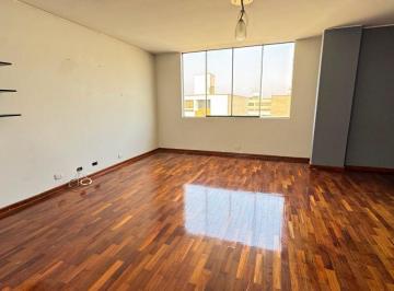 Departamento de 2 habitaciones, Lima · La Molina, 90 m², 3er. Piso, 2 Dorm, 1 Cochera S/2,500