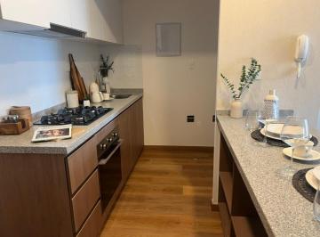 Departamento de 3 habitaciones, Lima · Departamento de 3 Dorm. con Balcón y Vista Exterior – Santa Beatriz