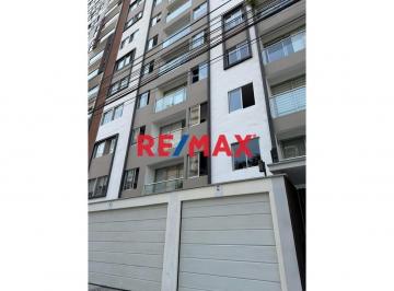Departamento · 79m² · 3 Dormitorios · 1 Estacionamiento · Venta de Departamento en Surquillo
