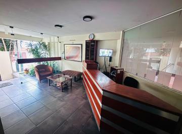 Departamento de 3 habitaciones, Lima · Oportunidad de Venta (Surquillo Barrio Médico)