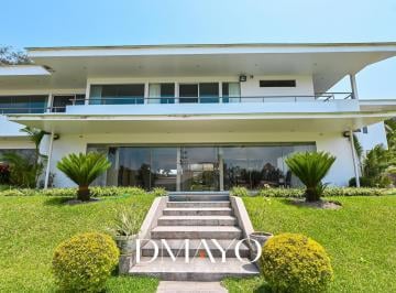 Casa · 500m² · 7 Dormitorios · 10 Estacionamientos · Se Vende Casa y Terreno con Piscina 1850 m², Moderna, de Lujo - Pachacamac