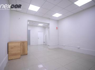 Local comercial , Lima · Alquila Local 80 m² | 1er Piso | 02 Ambientes con Puerta Interior en Zona Comercial en Jesus Maria