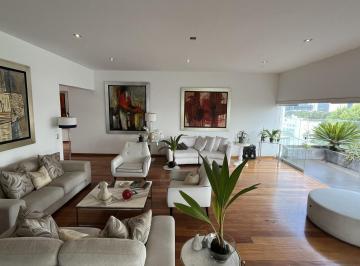 Departamento · 383m² · 4 Dormitorios · 4 Estacionamientos · Exclusivo Triplex con Acceso Independiente y Vista Privilegiada Al Golf