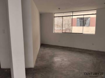 Casa · 599m² · 12 Dormitorios · 1 Estacionamiento · Casa en San Martín de Porres