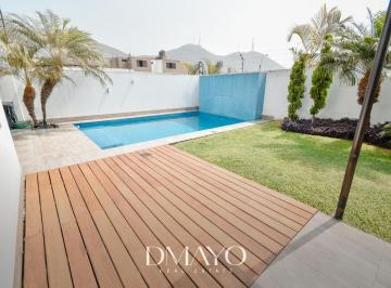 Casa · 416m² · 6 Dormitorios · 4 Estacionamientos · Vendo Lujosa Casa de 564 m² en Zona Privada de La Molina 6 Dorm - 4 Cocheras - Piscina