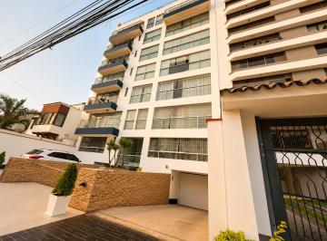 Garage , Lima · Cochera Amplia en Alquiler en San Isidro | Fácil Ingreso y Salida | Baltazar La Torre 142