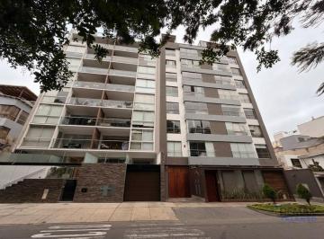 Departamento · 120m² · 2 Dormitorios · 2 Estacionamientos · Alquilo Flat con Finos Acabados, 02 Cocheras, Frente a Parque en San Borja
