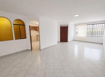 Departamento · 110m² · 3 Dormitorios · 1 Estacionamiento · Alquiler Dpto en 1 Piso Santa Patricia - La Molina