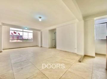 Oficina comercial · 60m² · Oficina en Alquiler en Av Javier Prado Este, Ate