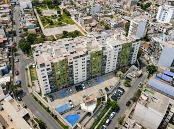Departamento de 2 habitaciones, Lima · Exclusivo Dúplex en Condominio "Amaral" | Salamanca de Monterrico, Ate