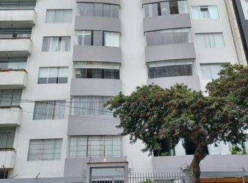 Departamento de 3 habitaciones, Lima · ¡Oportunidad Exclusiva en Miraflores! Dúplex