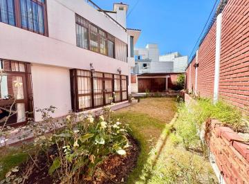 Local comercial , Arequipa · Extraordinaria Casa en Alquiler en Zona Estratégica de Cayma