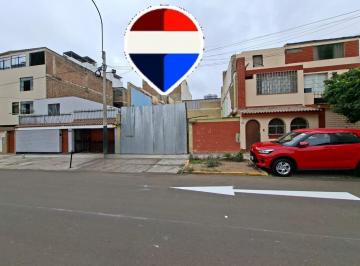Terreno / Lote · 153m² · Venta Terreno en La Victoria Av Raymundo de Cárcamo