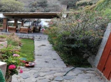 Casa · 2500m² · 5 Dormitorios · 5 Estacionamientos · Vendo Bonita Casa Flat en Av del Bosque N 5xx, Chaclacayo