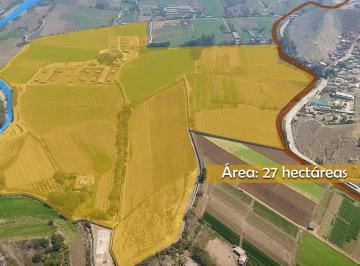 Terreno agrícola · 1000ha · 10 Estacionamientos · Venta de Fundo Agricola Ganadero en Pachacamac de 27 Ha