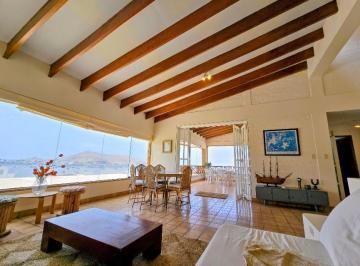 Departamento · 212m² · 4 Dormitorios · 1 Estacionamiento · Alquilo Hermoso Duplex Amoblado y Equipado Full en Playa Exclusiva Naplo