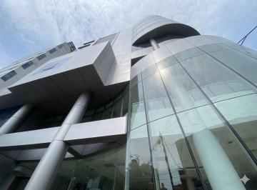 Local comercial · 9642m² · 84 Estacionamientos · Edificio Corporativo en Alquiler – Miraflores