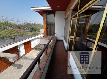Local comercial · 373m² · 4 Dormitorios · 2 Estacionamientos · Casa en La Molina con Zonificación Cz - Comercio Zonal