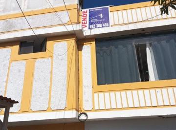 Casa de 2 habitaciones, Santa · Para Vivienda y Negocio