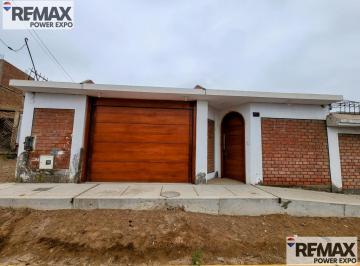 Casa · 286m² · 3 Dormitorios · 1 Estacionamiento · Casa en Venta El Golf de Santa Rosa