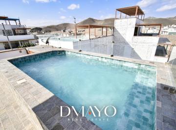 Casa · 164m² · 4 Dormitorios · 1 Estacionamiento · Venta Casa de Playa Amoblada de 3 Niveles, Cochera y Piscina — Condominio Playa Azul - Pet Friendly
