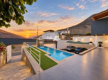Terreno / Lote · 343m² · 4 Dormitorios · 6 Estacionamientos · Casa Como Terreno en La Planicie - Urb Oasis de La Planicie - La Molina