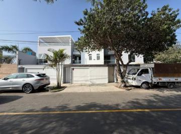 Casa · 221m² · 3 Dormitorios · 4 Estacionamientos · Vendo Casa Orrantia del Mar - San Isidro
