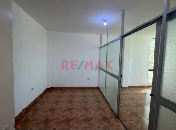 Oficina comercial · 28m² · Oficina en Alquiler en El Centro de Chiclayo 2do Piso (G. Yalico)