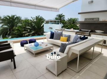 Casa de 6 habitaciones, Cañete · Espectacular Casa de Playa en Venta Playa del Golf Para 19 Personas Piscinas