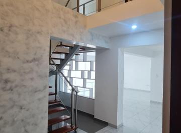 Puerta de Ingreso · Alquilo Hermoso Duplex Acabados de Primera