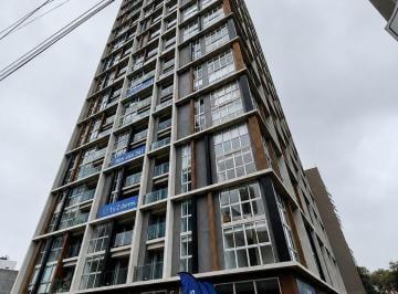 Departamento · 48m² · 1 Dormitorio · Alquiler de Loft Amoblado de Estreno de 48 m² en San Isidro – Javier Prado