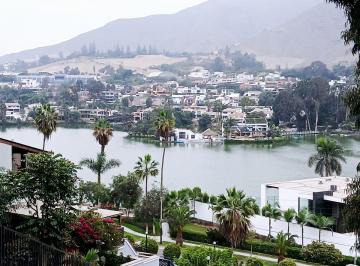 Casa de 4 habitaciones, Lima · ¡Oportunidad Única en La Laguna – La molina!¡Paga por El Terreno y La Casa Casi Te Sale Gratis!