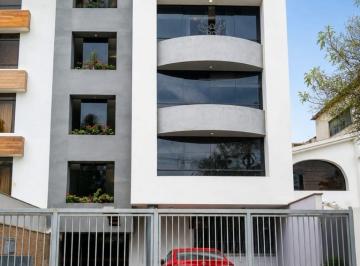 Departamento de 3 habitaciones, Lima · Departamento de 100 m² con 3 Dorm. en Venta en Prolongacion Benavides