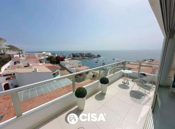Casa · 500m² · 8 Dormitorios · 4 Estacionamientos · Casa de Lujo en Condominio Privado en Santa Maria del Mar