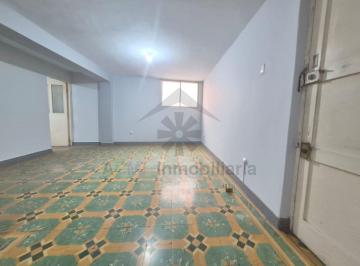 Departamento de 2 habitaciones, Chiclayo · Venta de Departamento en Tercer Piso en El Centro de Chiclayo