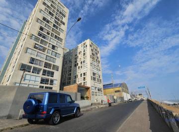 Departamento · 60m² · 3 Dormitorios · 1 Estacionamiento · Departamento de 3h/2b/1est en Condominio Frente Al Mar Costanera Uno
