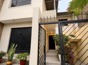 Departamento de 3 habitaciones, Lima · Se Vende Departamento de 3 Dorm. en 2.º Piso