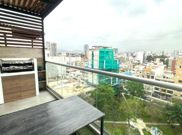 Departamento de 3 habitaciones, Lima · Alquiler de Departamento Duplex Frente a Paqrue Tres Dorm. con Cochera