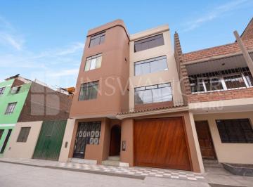 Casa de 6 habitaciones, Lima · Oportunidad Única: Casa en Venta en Smp