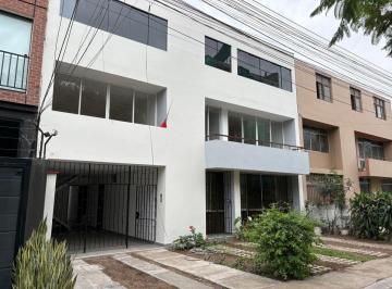 Departamento 130m² Alquiler Santiago de Surco · Alquilo Lindo Dpto Estreno Surco Urb La Alborada, Frente a Parque, 130 m², 2do Piso, 3dorms, Cochera