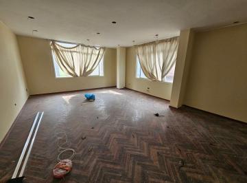 Departamento de 3 habitaciones, Lima · Vendo Departamento Remodelado Surquillo a Una Cuadra del Open Plaza