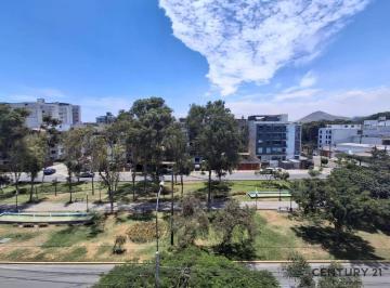 Departamento · 172m² · 3 Dormitorios · 2 Estacionamientos · Departamento en Santiago de Surco